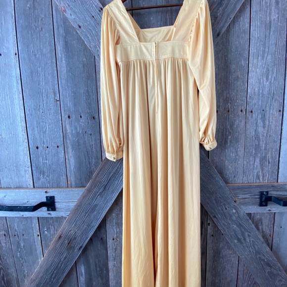 Anntian x Brodkin Sport Maxi Dress - Picture 2 of 4